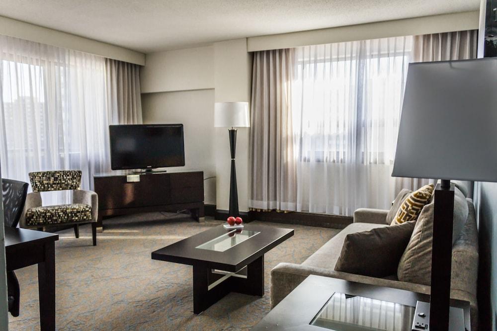 Ottawa Embassy Hotel & Suites Ngoại thất bức ảnh