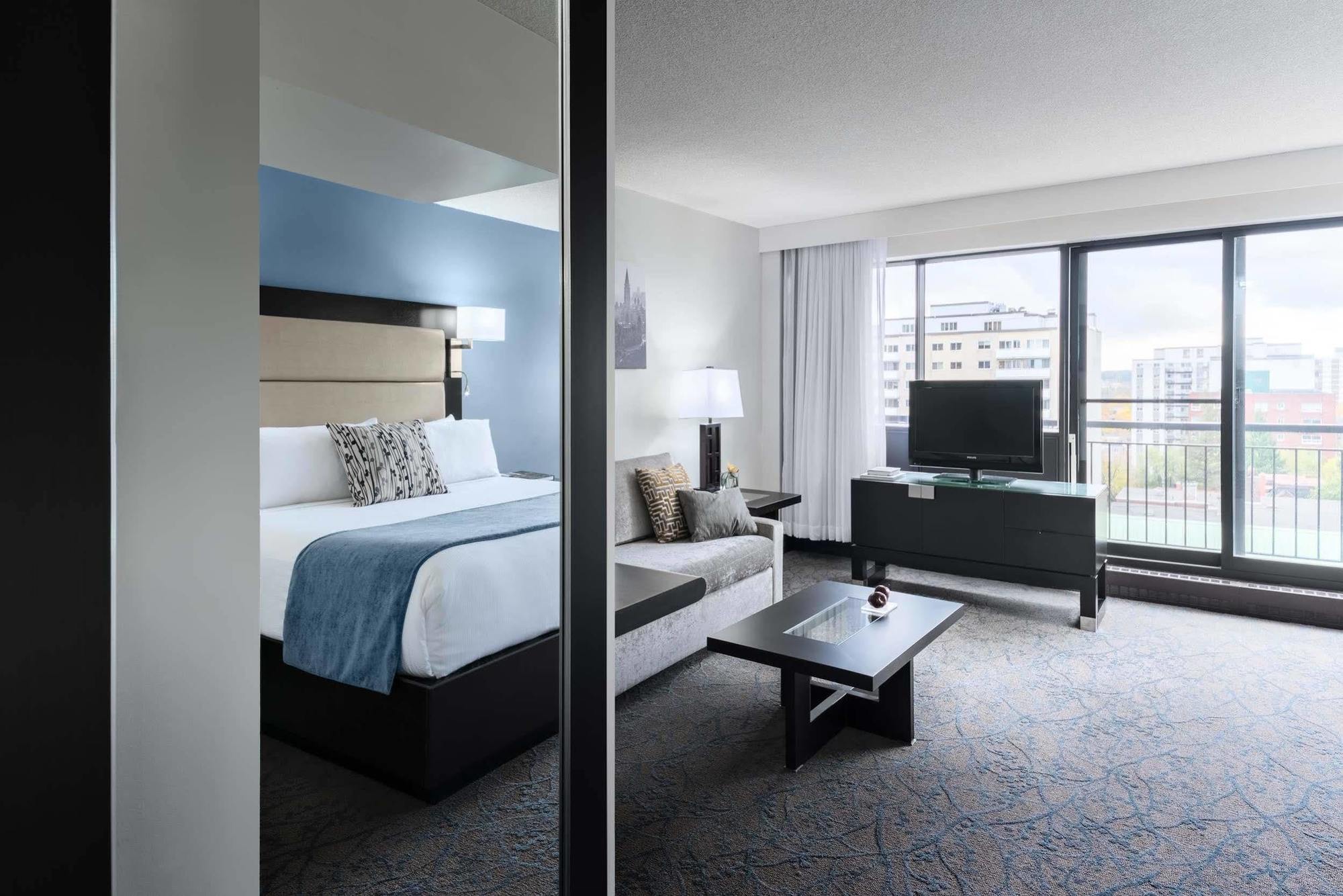 Ottawa Embassy Hotel & Suites Ngoại thất bức ảnh