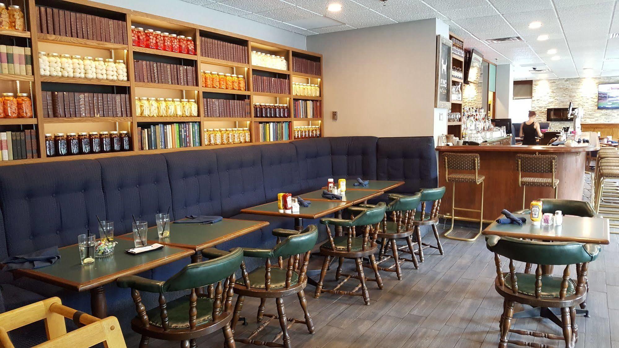 Ottawa Embassy Hotel & Suites Ngoại thất bức ảnh