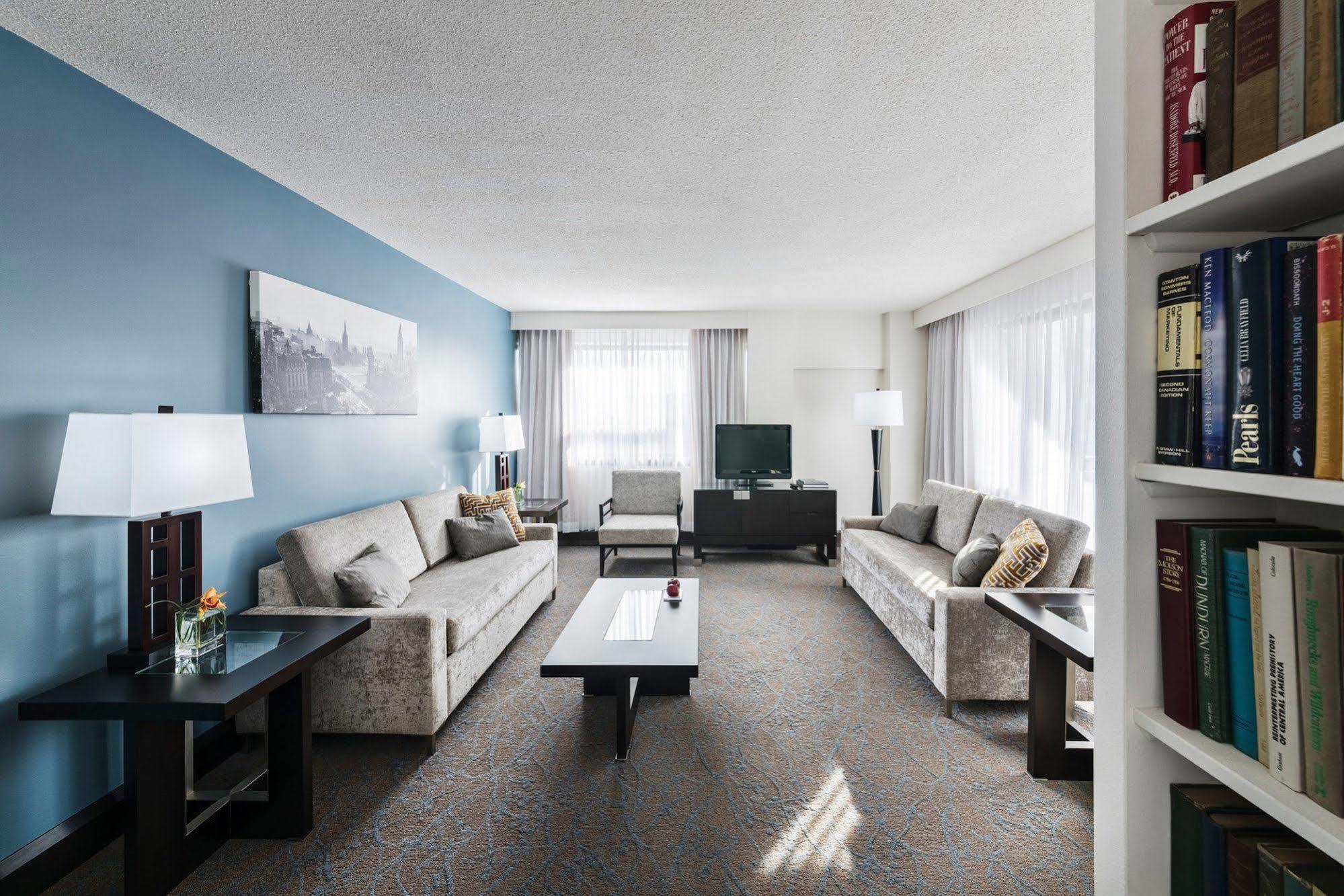 Ottawa Embassy Hotel & Suites Ngoại thất bức ảnh