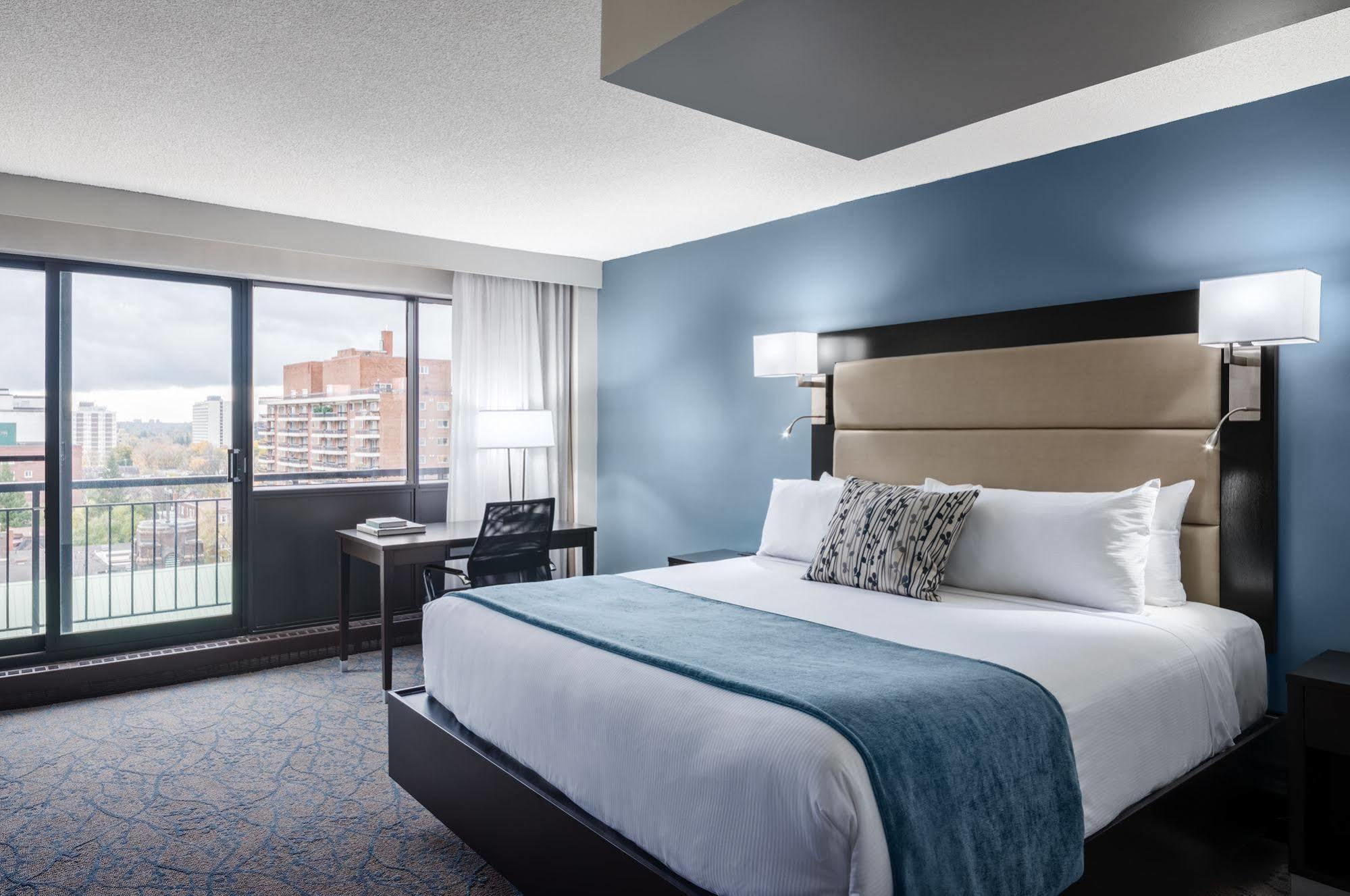 Ottawa Embassy Hotel & Suites Ngoại thất bức ảnh