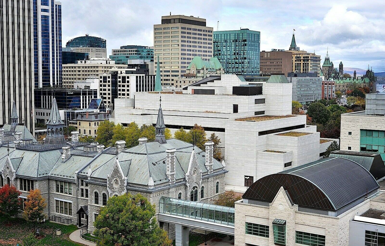 Ottawa Embassy Hotel & Suites Ngoại thất bức ảnh