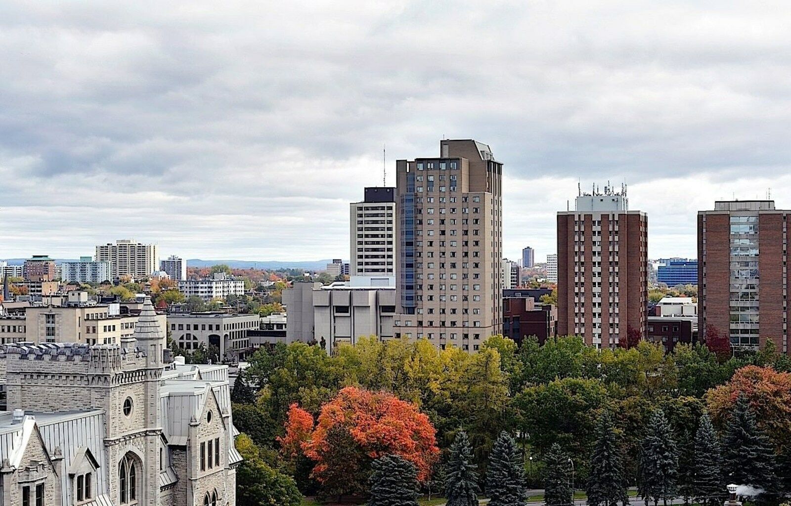 Ottawa Embassy Hotel & Suites Ngoại thất bức ảnh